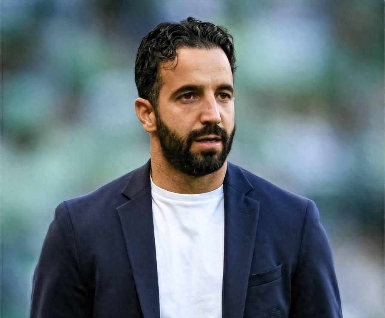 冲刺阶段突围战来临，皇家马德里围绕英超主帅复盘，话题不断，资深球员宣示担当的简单介绍vip注册