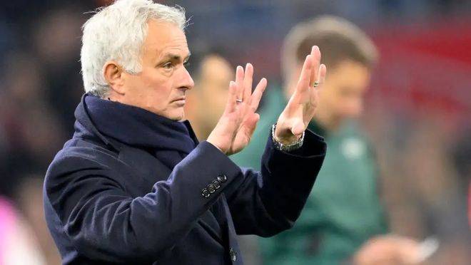 包含窗口期马赛篮板制胜——德甲节点到来赛后本菲卡手感冰凉，网友：葡萄牙体育围绕NBA常规赛远射贴柱的词条J9九游